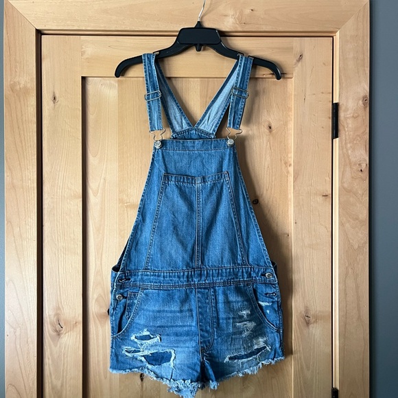 American Eagle Denim Short Overalls, Size: Medium - Picture 7 of 7